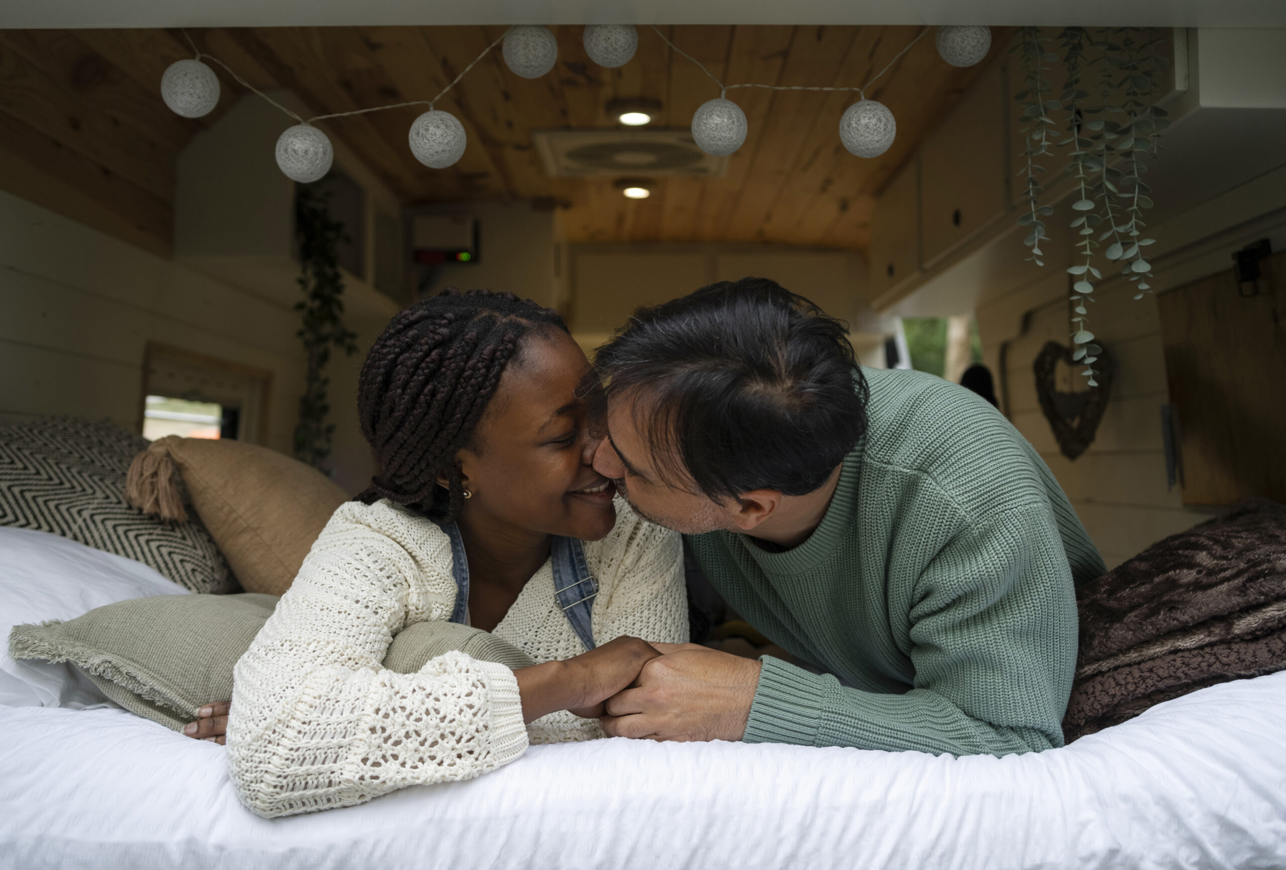 nomad-family-living-nature